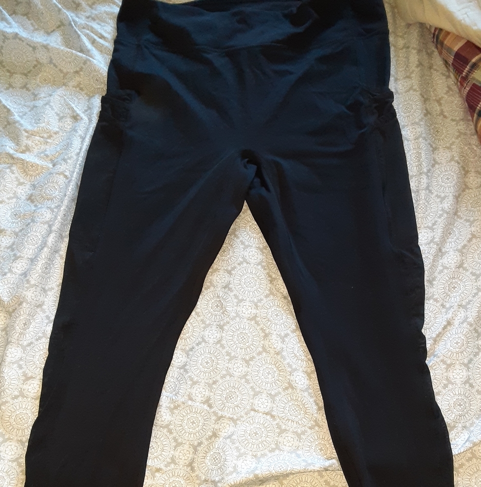 Brand New fabletics LEGGINGS never worn